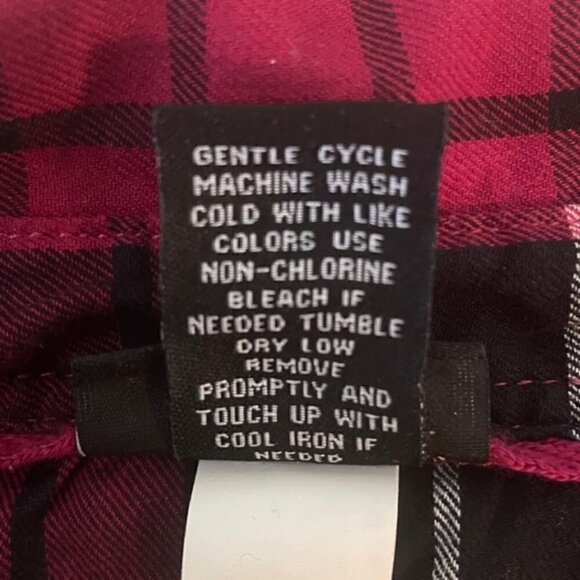 TORRID Plaid Camp Shirt - Size Large - Picture 9 of 10